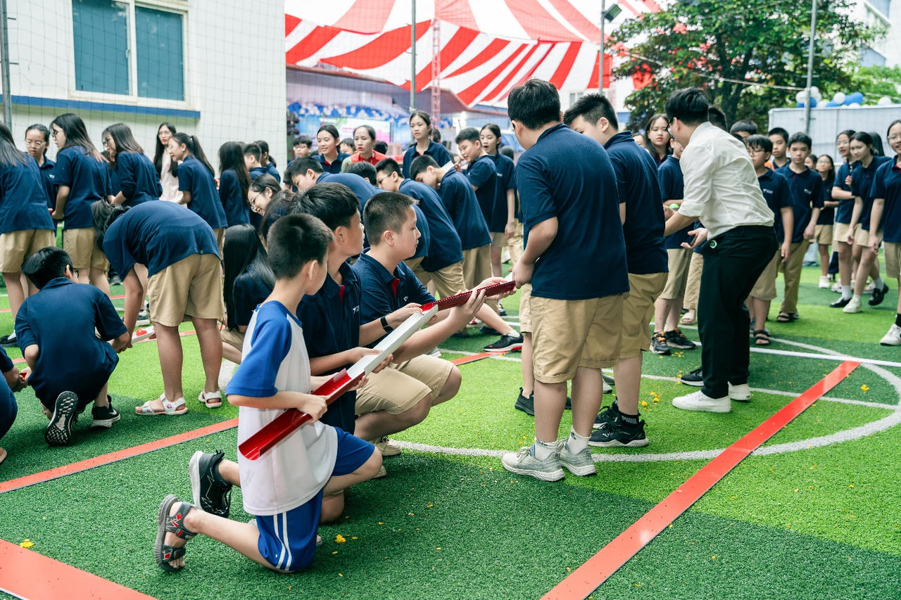 Việt Nam giành 2/3 giải khu vực tại Cuộc thi Trường học lành mạnh nhất AIA