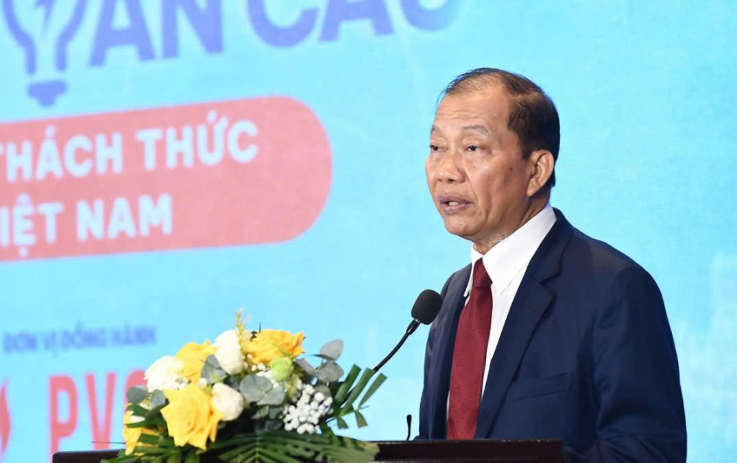 Nhận diện thách thức và giải pháp cho Việt Nam khi tái định hình chuỗi cung ứng năng lượng toàn cầu