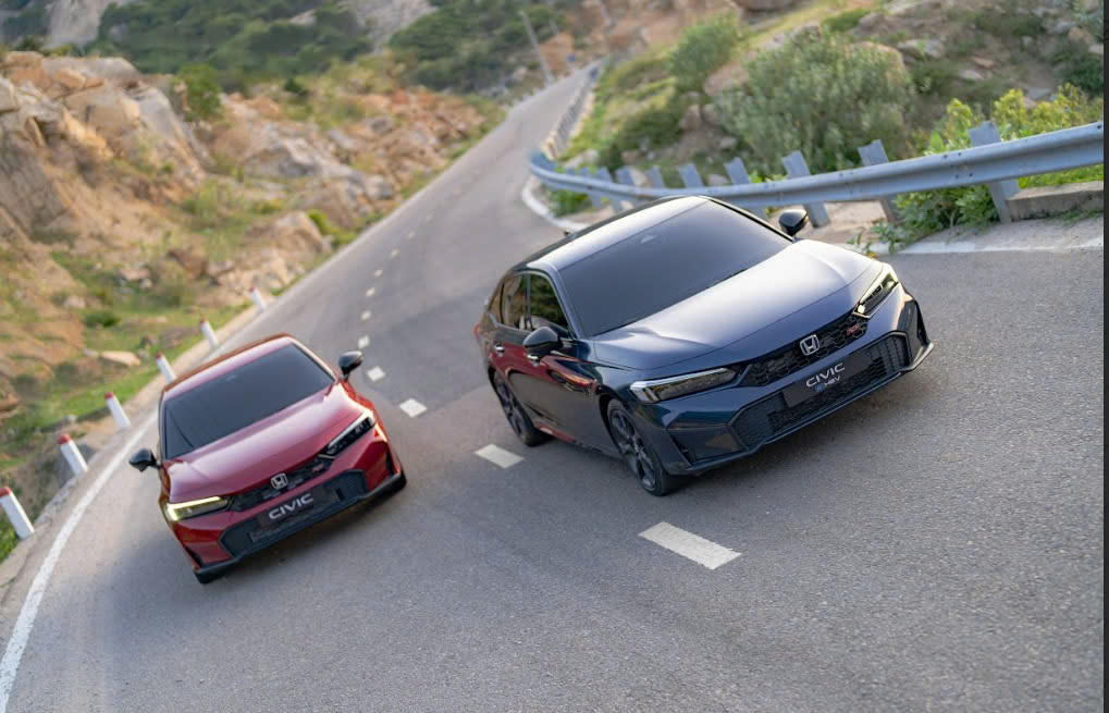 Honda Civic mới lần đầu tiên trang bị động cơ Hybrid