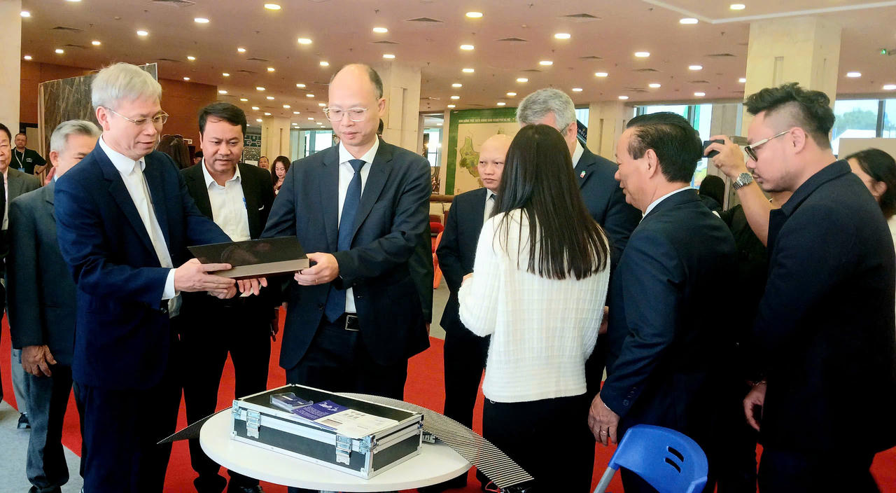 Khai mạc Triển lãm Quốc tế VIETBUILD Hà Nội 2024