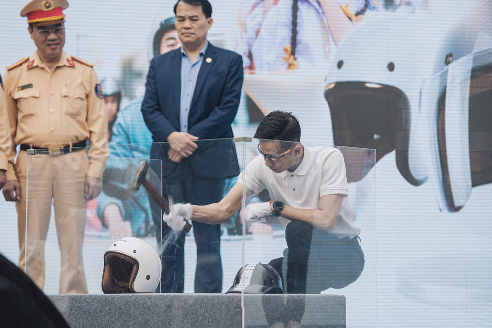 Phát động chiến dịch toàn dân đội mũ bảo hiểm đạt Quy chuẩn kỹ thuật Quốc gia