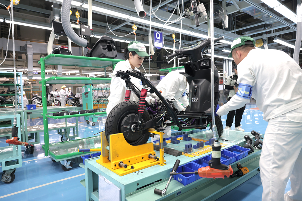 Honda Việt Nam xuất xưởng chiếc xe gắn máy điện ICON e: đầu tiên: Công nghệ xanh – Đồng hành cùng tương lai bền vững