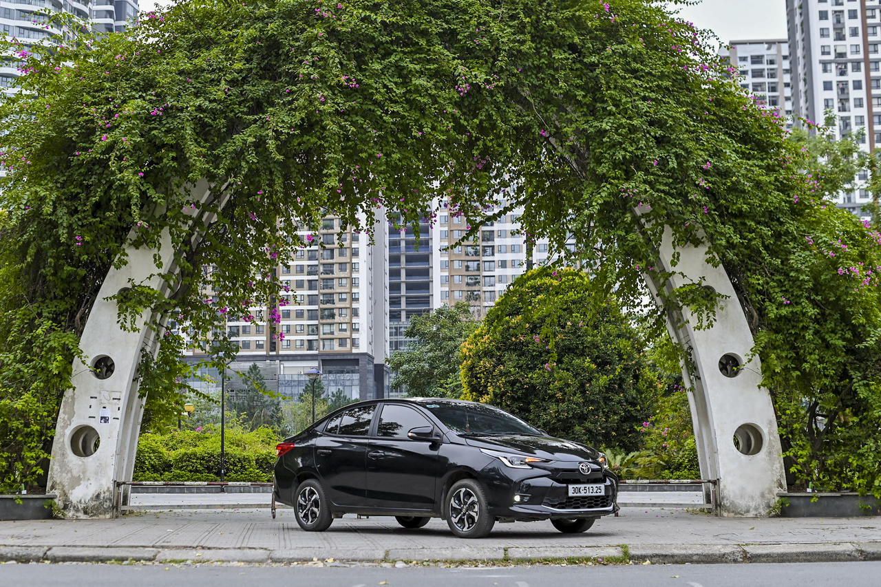 Toyota Việt Nam khuyến mại cho các dòng xe Vios, Veloz Cross, Avanza Premio và Yaris Cross