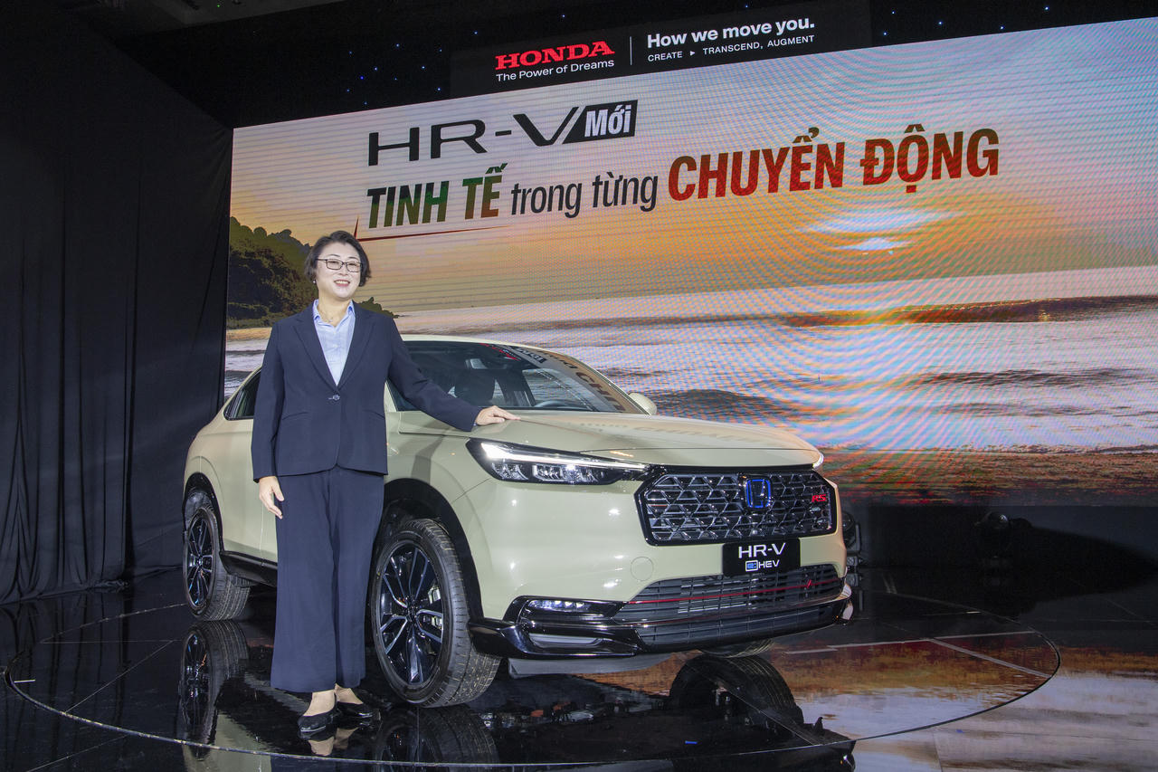 Honda Việt Nam ra mắt Honda HR-V trang bị động cơ Hybrid và 2 mẫu xe máy điện ICON e: & CUV e:
