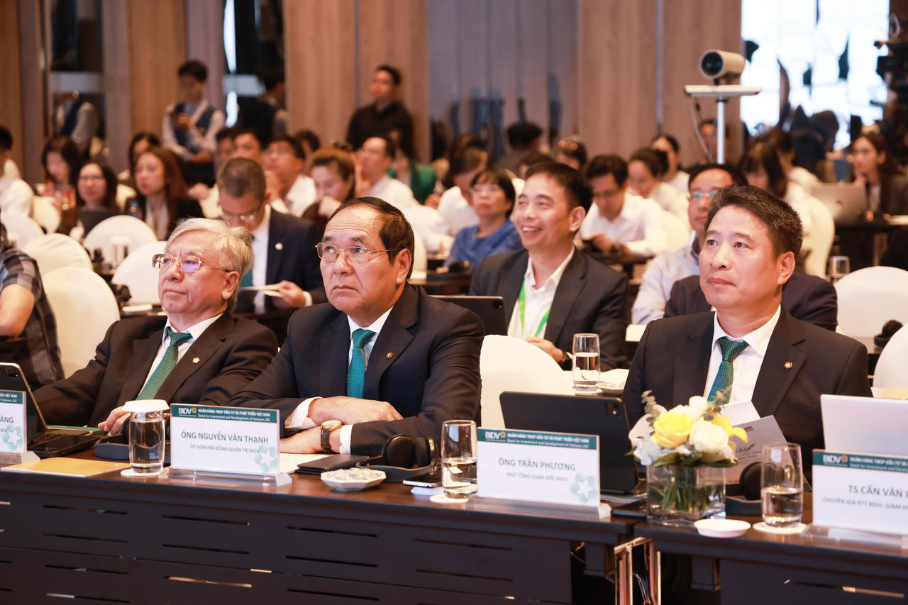 Thêm góc nhìn toàn cảnh về thị trường tài chính Việt Nam