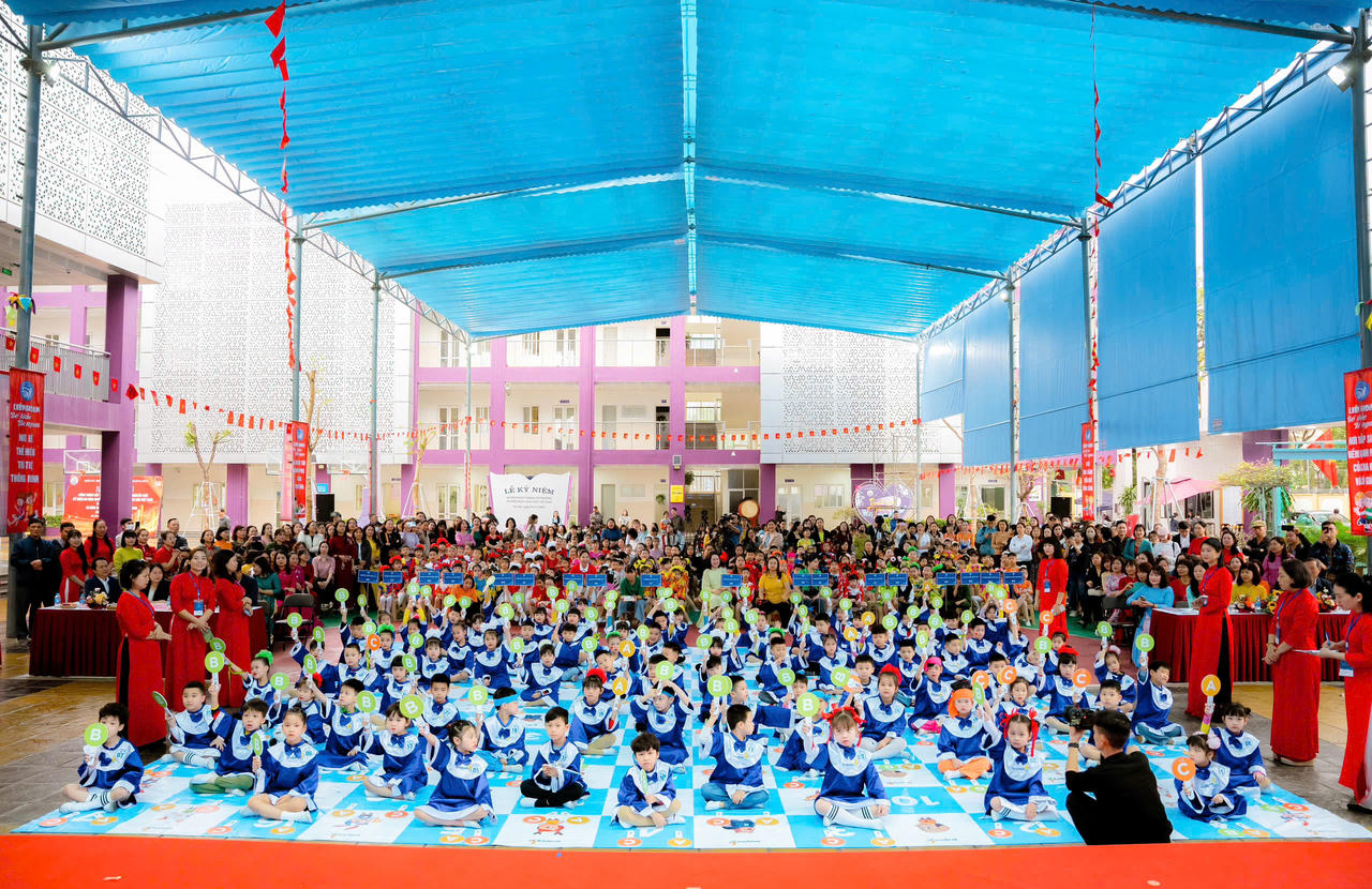 Liên hoan “Bé khỏe, bé ngoan” ngành Giáo dục quận Ba Đình