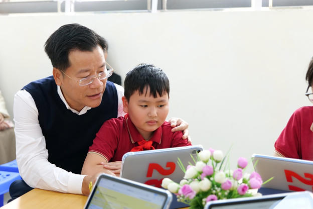 Ứng dụng iPad trong dạy học: Mô hình trường học thông minh của quận Ba Đình
