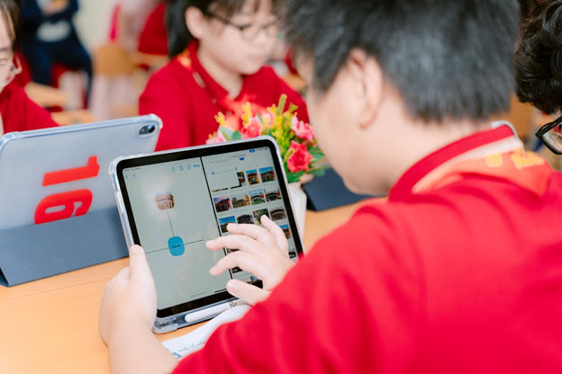 Ứng dụng iPad trong dạy học: Mô hình trường học thông minh của quận Ba Đình