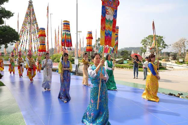 Đại Bảo tháp Mandala Tây Thiên hân hoan đón mừng Phật đản Vesak 2025