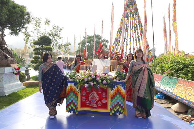 Đại Bảo tháp Mandala Tây Thiên hân hoan đón mừng Phật đản Vesak 2025