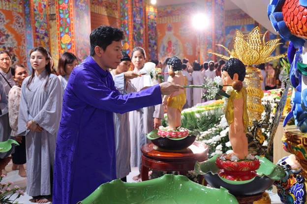 Đại Bảo tháp Mandala Tây Thiên hân hoan đón mừng Phật đản Vesak 2025