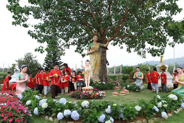 Đại Bảo tháp Mandala Tây Thiên hân hoan đón mừng Phật đản Vesak 2025