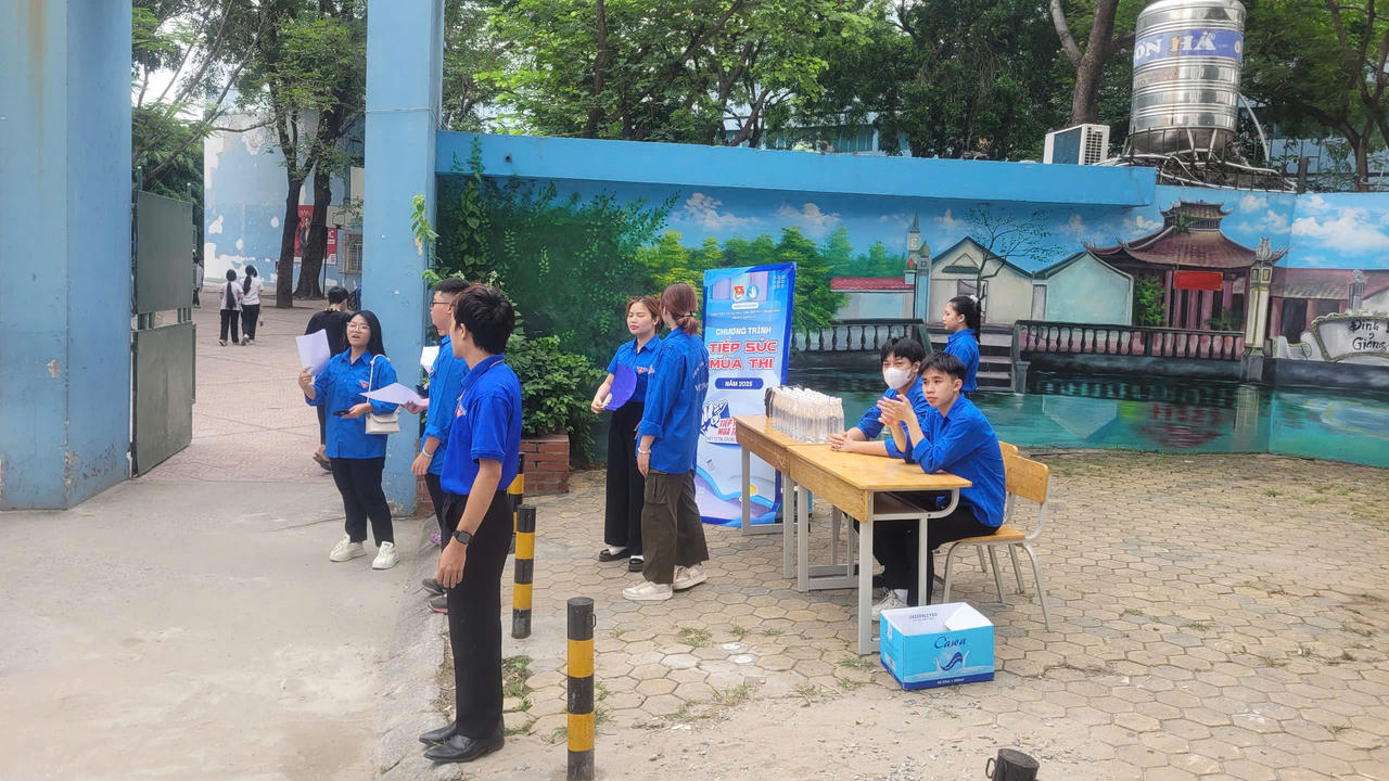  Hoàn tất thủ tục dự thi cho thí sinh vào lớp 10 THPT năm học 2025-2026