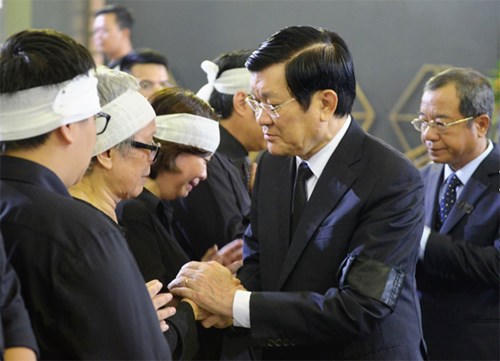 Tổng bí thư, Chủ tịch nước viếng nhà báo Hữu Thọ