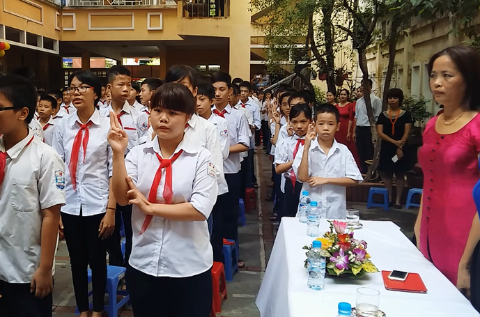 Hình ảnh ấn tượng và cảm động ngày khai giảng