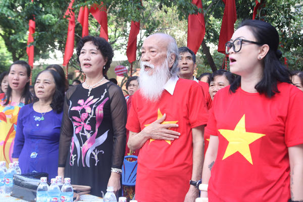 Hình ảnh ấn tượng và cảm động ngày khai giảng