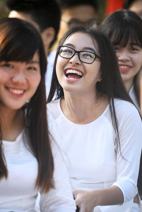 Hình ảnh ấn tượng và cảm động ngày khai giảng