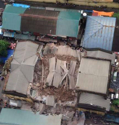 Toàn cảnh đổ nát tại ngôi biệt thự cổ phố Trần Hưng Đạo