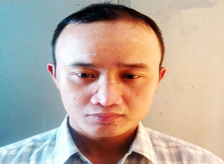 Bi hài những kẻ hiếp dâm "tay đánh trống, miệng la làng'