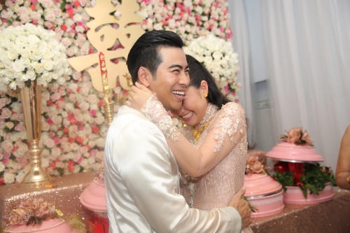 Khoảnh khắc ngọt ngào của cặp uyên ương Ngọc Lan - Thanh Bình