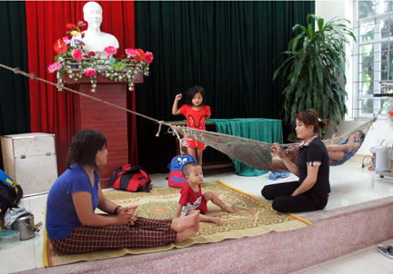 Bão số 3 thành áp thấp nhiệt đới hoành hành Hà Nội