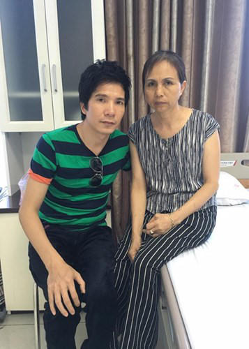 Rơi nước mắt cảnh bên giường nghệ sĩ Hán Văn Tình những phút cuối