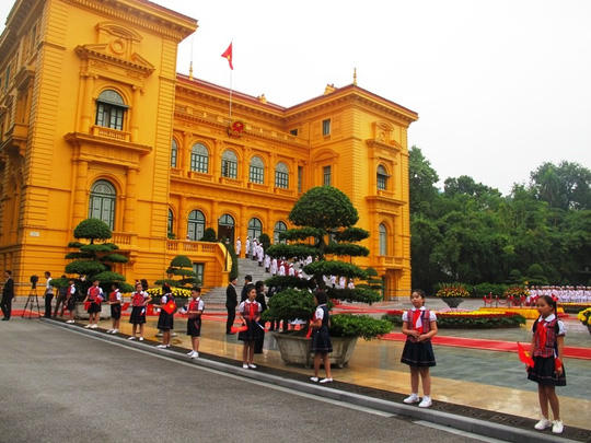 Cận cảnh lễ đón Tổng thống Pháp tại Phủ Chủ tịch