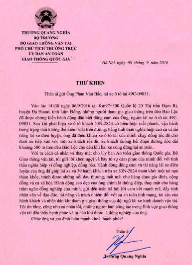 Đề nghị Thủ tướng khen lái xe tải cứu xe khách thoát tai nạn thảm khốc