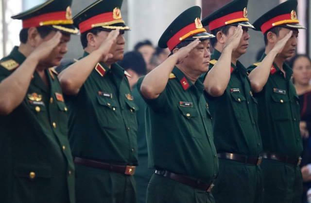 Xúc động cảnh tiễn biệt 3 phi công hy sinh ở Vũng Tàu