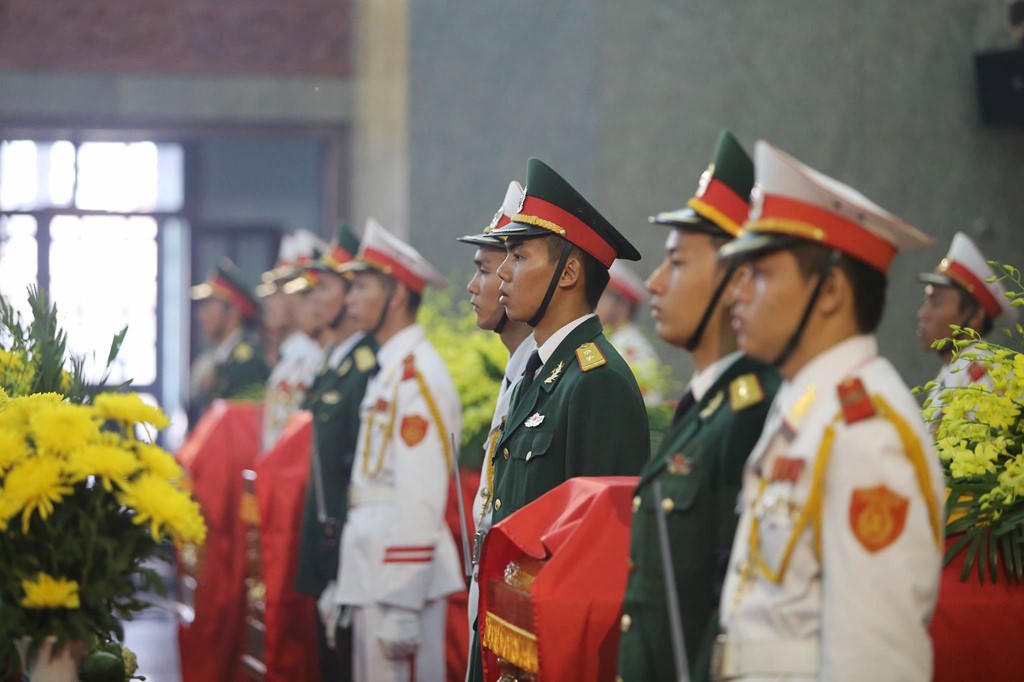 Xúc động cảnh tiễn biệt 3 phi công hy sinh ở Vũng Tàu