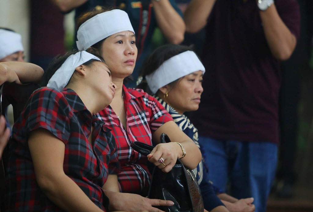 Xúc động cảnh tiễn biệt 3 phi công hy sinh ở Vũng Tàu