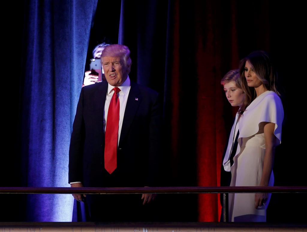 Khoảnh khắc khó quên trong ngày lịch sử của Mỹ