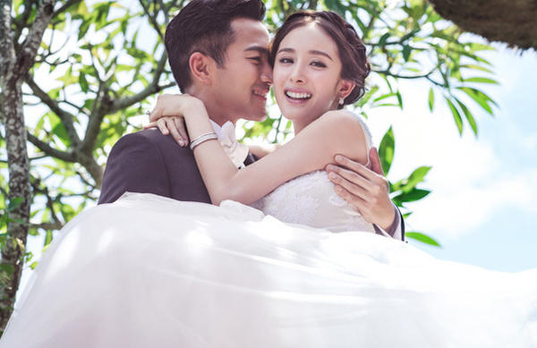 'Kẻ thứ ba' lên tiếng giữa lùm xùm vụng trộm với Lưu Khải Uy