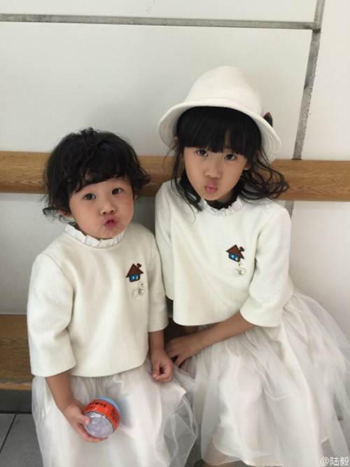 Chuyện tình đẹp hơn phim của “Bao công” điển trai nhất