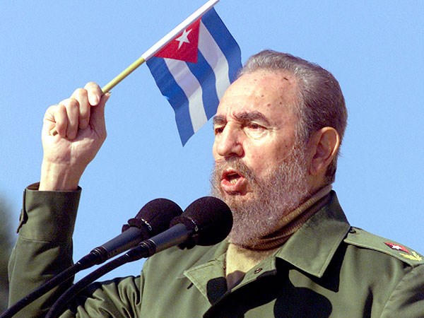 Lãnh tụ Fidel Castro qua đời