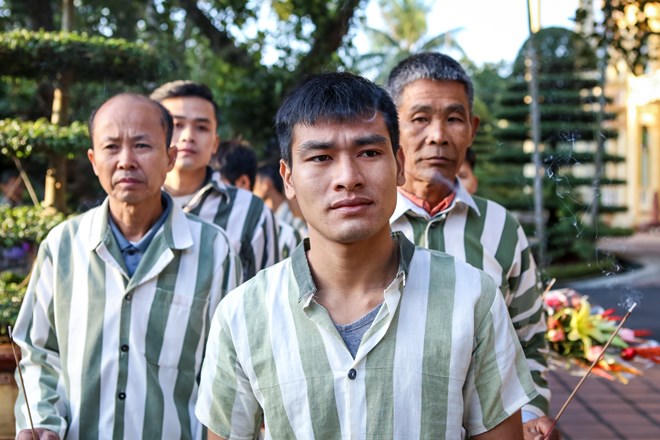 Khoảnh khắc hạnh phúc ngày đặc xá phạm nhân năm 2016