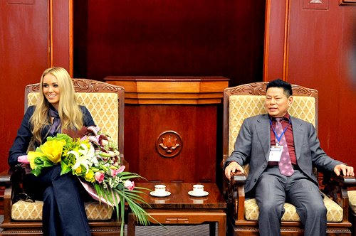 Đời tư sóng gió 'người tình tin đồn' của Ngọc Trinh