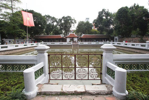 Hà Nội dừng quét vôi Văn Miếu - Quốc Tử Giám