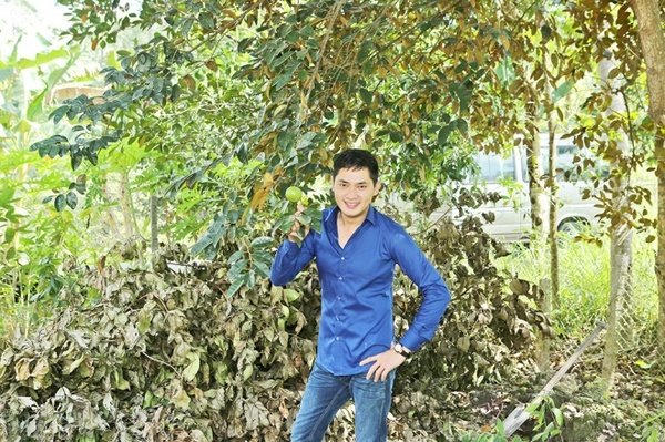 Hành động đẹp của chàng diễn viên điển trai gia đình nông dân