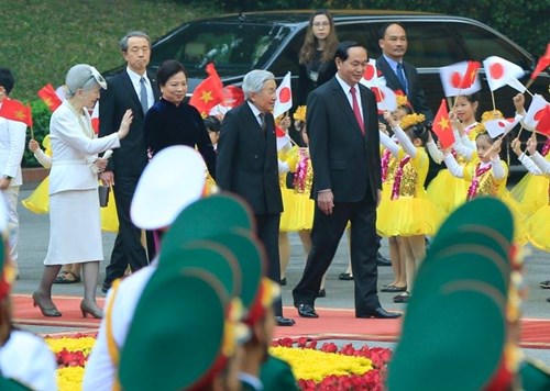 Việt Nam long trọng đón Vua và Hoàng hậu Nhật Bản