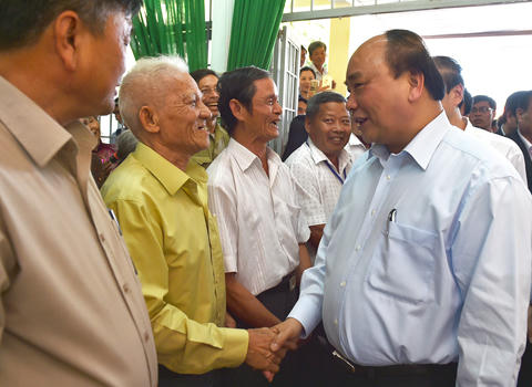 Thủ tướng: 'Không để có tình trạng cường hào, lý trưởng mới ở nông thôn' 