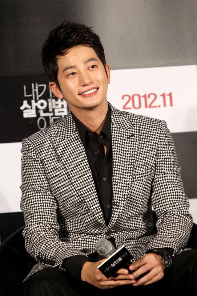 Những mỹ nam Hàn Quốc khiến chị em ghê sợ