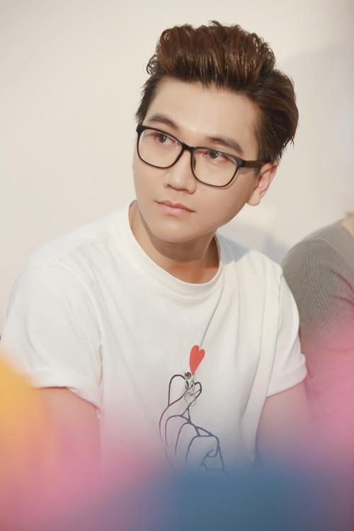 Chuyện riêng MC Công Tố khiến mọi người bất ngờ