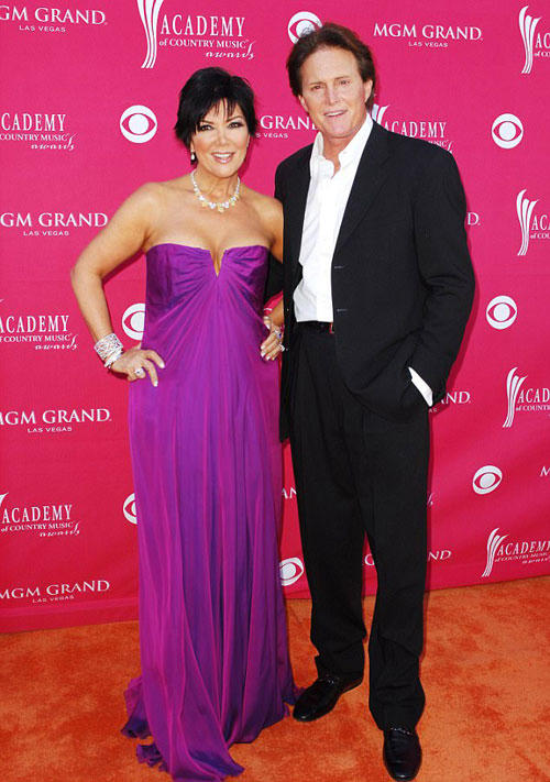 Niềm đau giấu kín của bố dượng Kim Kardashian