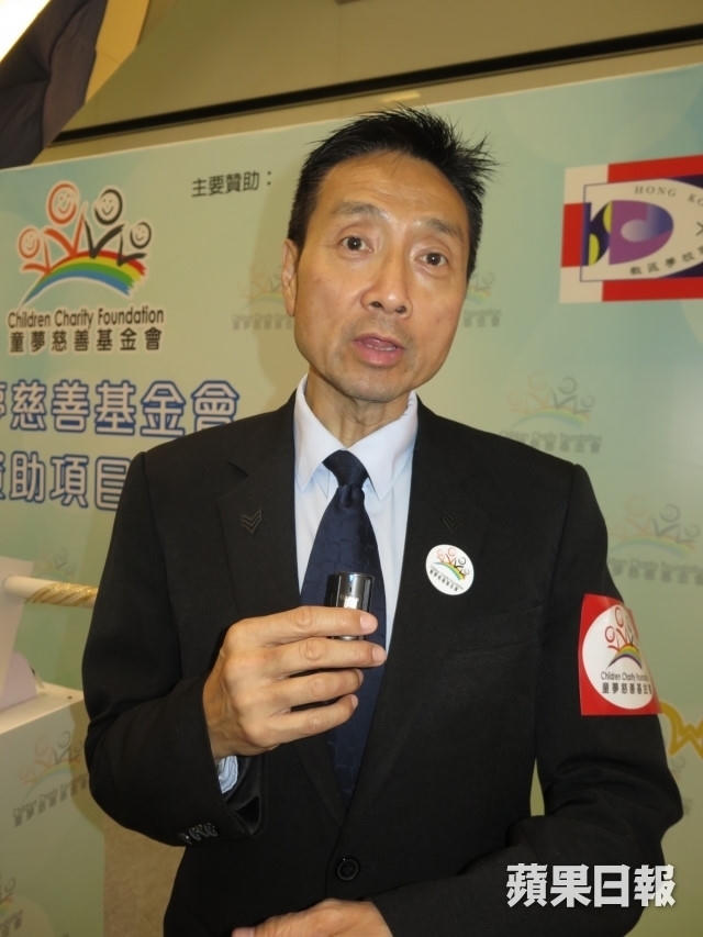 Nam diễn viên đa tài tắt thở khi đang hát trên sân khấu