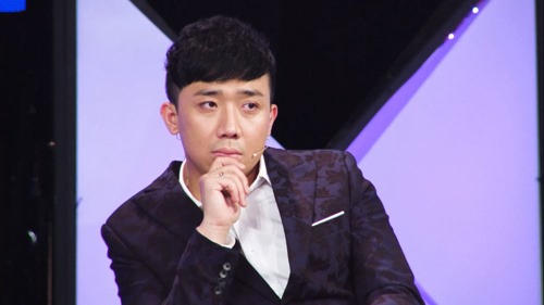 Trấn Thành khóc nghẹn trong show đầu tiên sau 'lệnh cấm'
