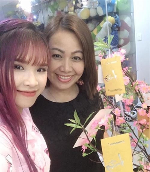 Hình ảnh mẹ chồng Khởi My đăng tải khiến nhiều người chú ý