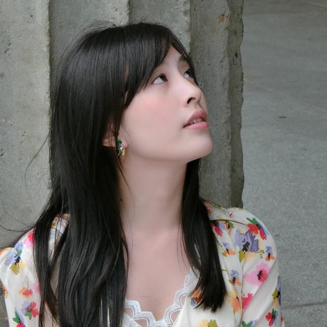 Người mẫu trẻ nổi tiếng Đài Loan treo cổ sau khi bị thầy giáo cưỡng hiếp