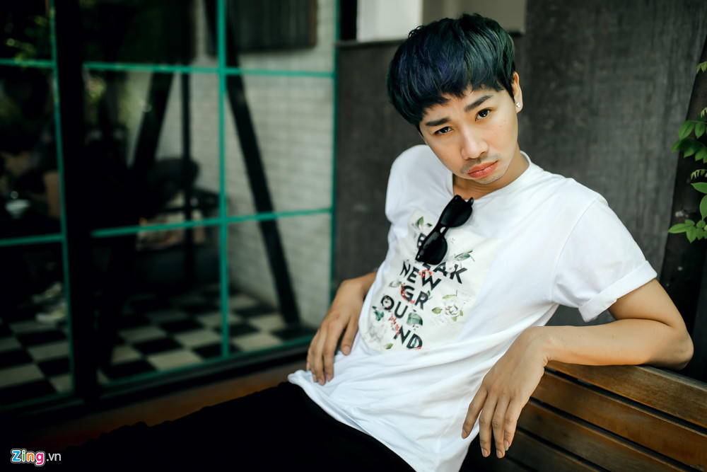 Chuyện buồn của diễn viên chuyên giả gái trên sân khấu kịch Sài Gòn 