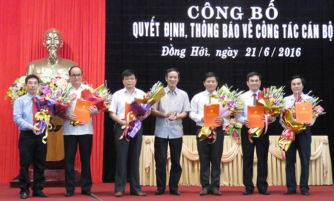 Vì sao 2 Chủ tịch huyện bị điều làm Phó sở ở Quảng Bình?